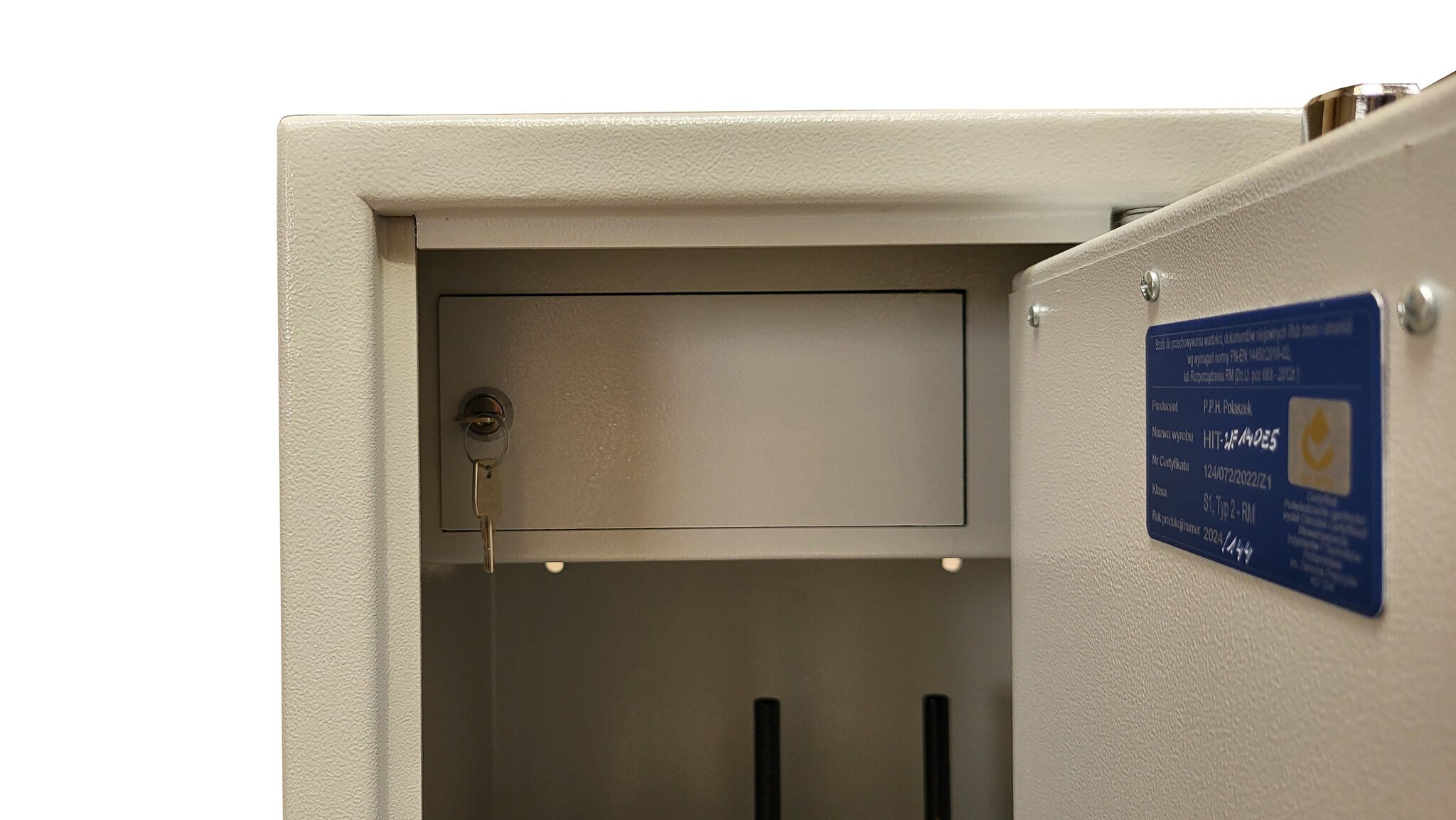 Wapenkluis Delta 3 geschikt voor 7 geweren en munitie - Copy