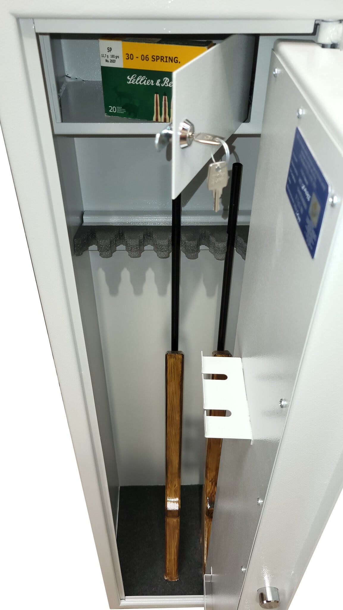 Wapenkluis Delta 2 geschikt voor 7 geweren en munitie - Copy