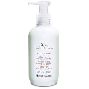 NouriFusion Multivitamin Cleanser