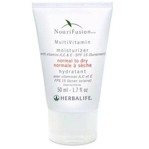 NouriFusion Multivitamin Moisturiser SPF 15