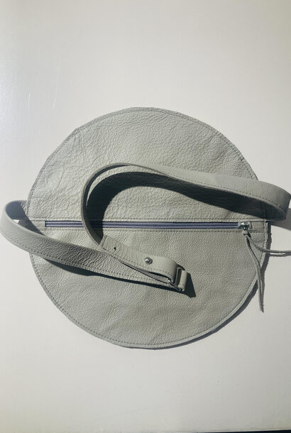 Side bag in a circle shape