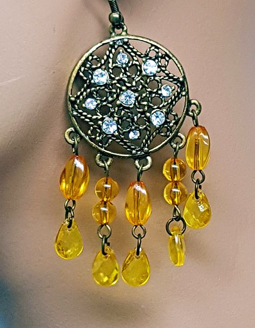 chandelier earrings with amber stones