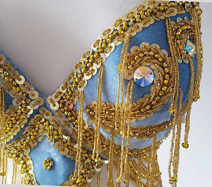 Belly dance costume Noura - lightblue velvet