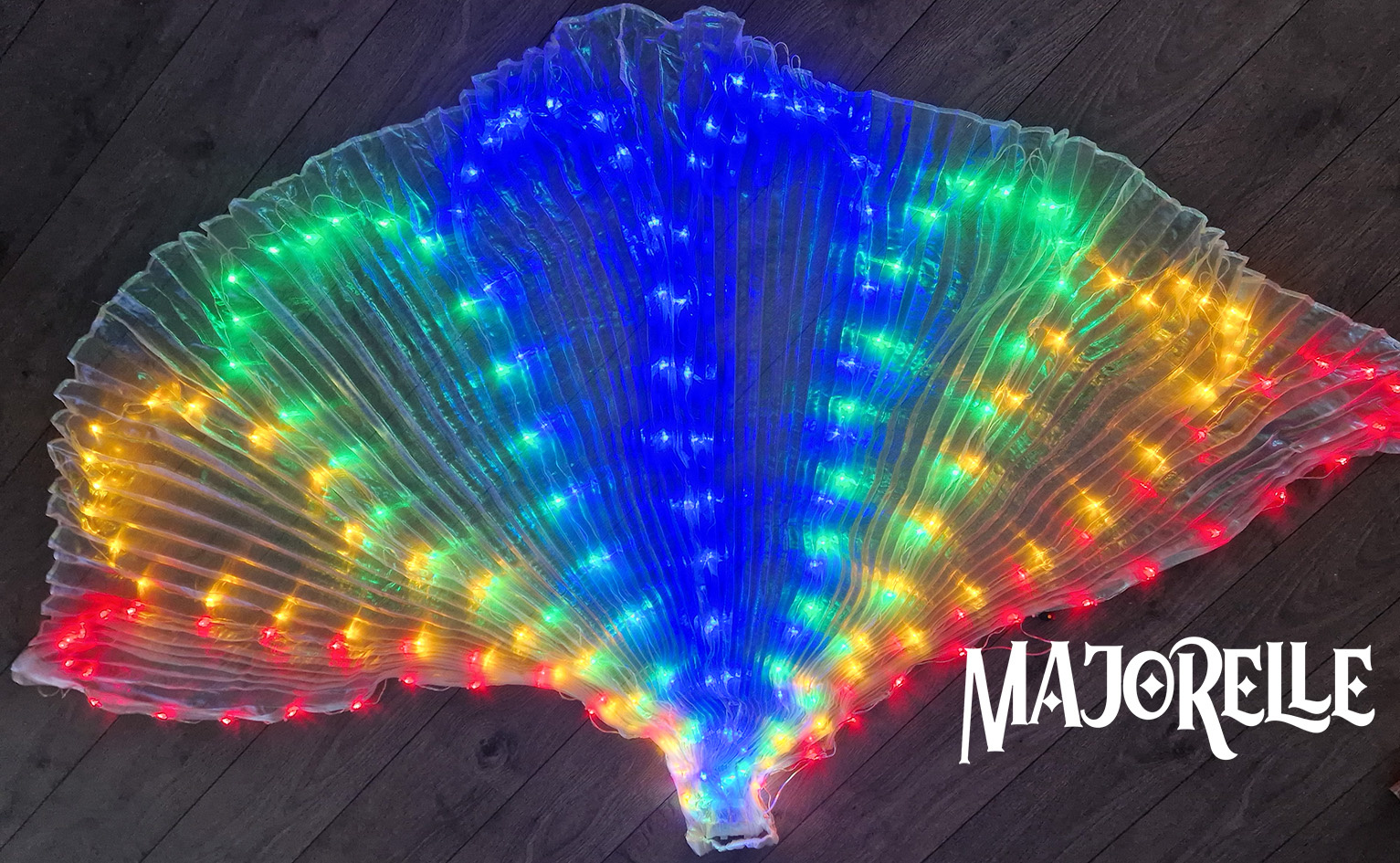 Isis Wings / Isis Schleier mit Led lights in multi color Schmetterling