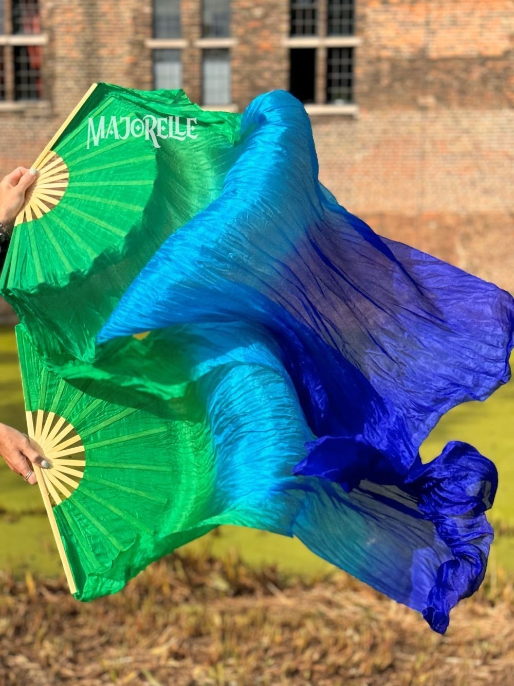 Fächerschleier aus Seide in grün-türkis-blau