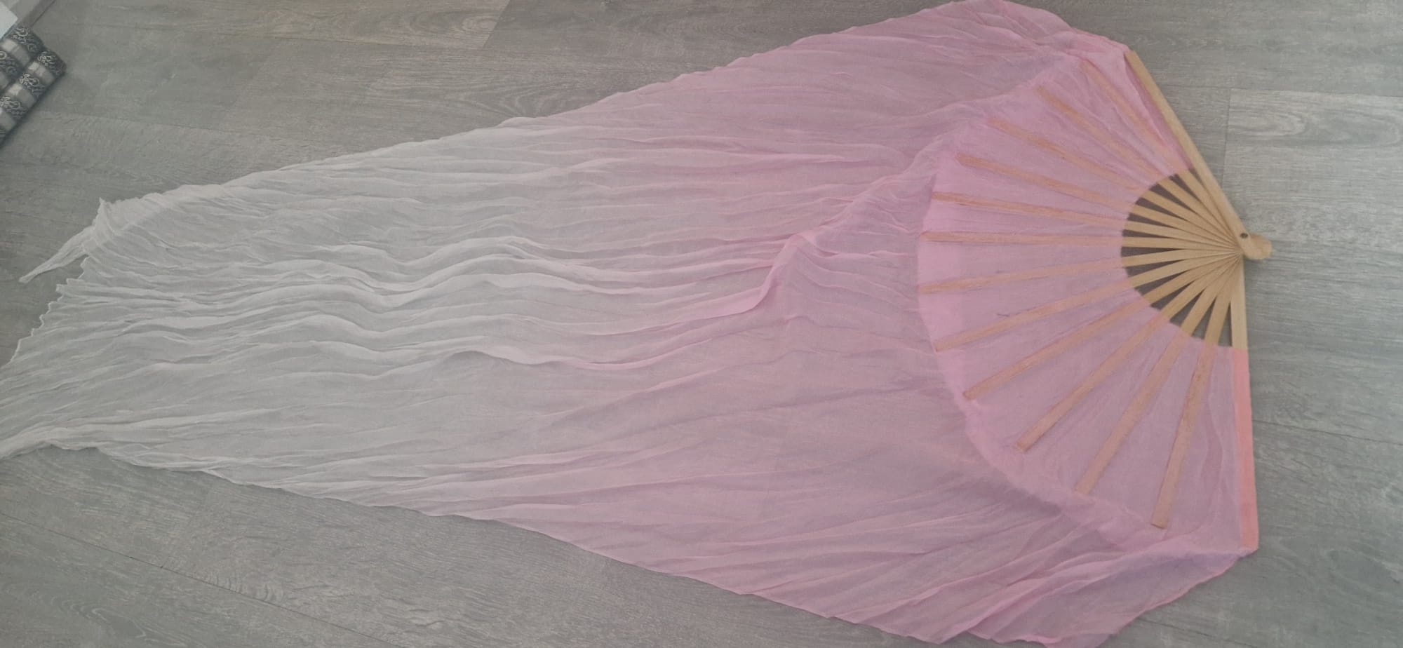 Silk belly dance fan veil right handed and single fanveil