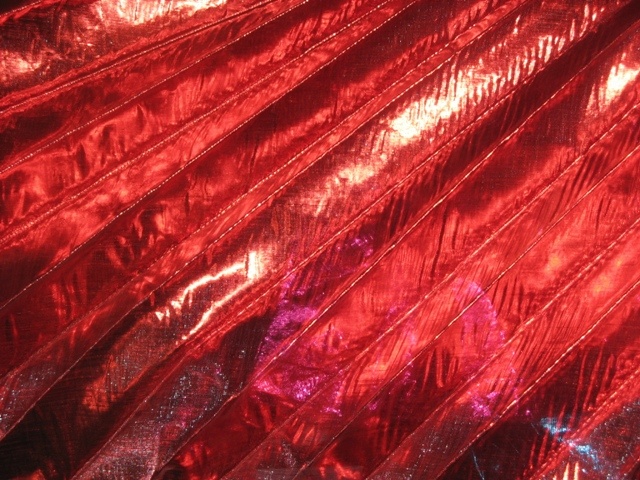 Schöne Organza Isis Wingsrot