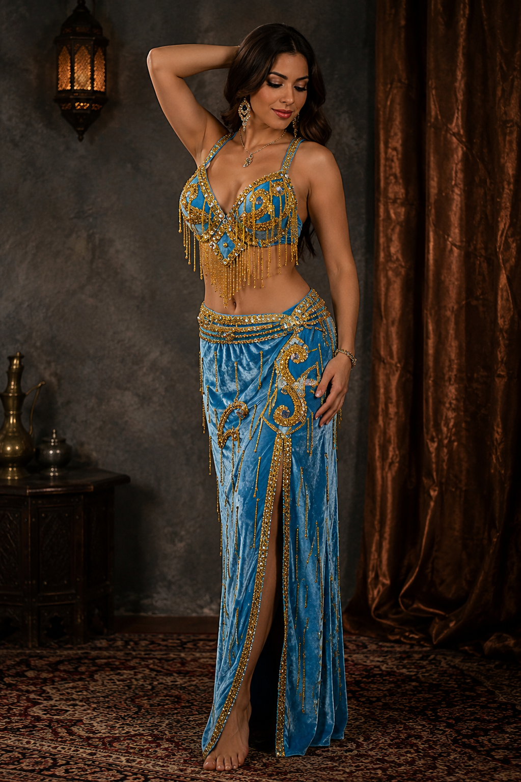 Belly dance costume Noura - lightblue velvet