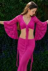 Top in fuchsia aus Spitzenstoff