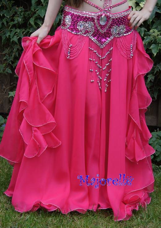 Belly dance skirt in fuchsia