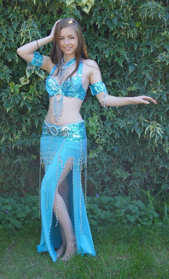 Belly dance costume "Soraya" in turquoise