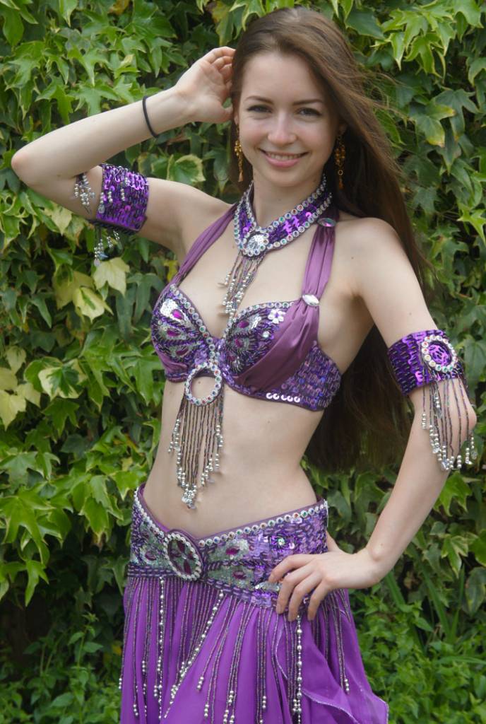 Bauchtanz-Kostüm Aisha in lila