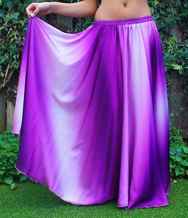 Skirt with gradient color in purple/white