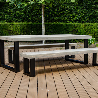 Tegenhanger Bont Piepen Eettafel gemaakt van gebruikt steigerhout voor buiten - Firma Hout & Staal