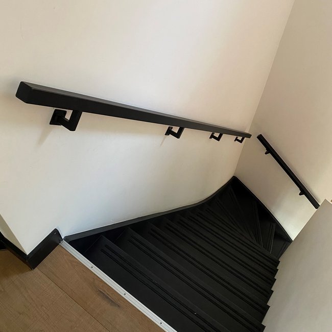 Stalen trapleuningen -  koker 4x4