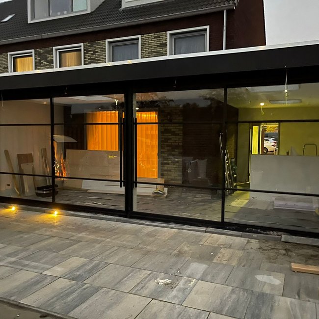 Veranda pivoterende deur