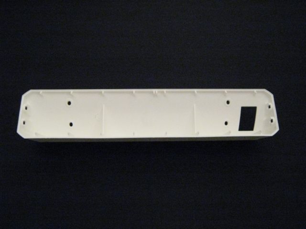 Hapro Bottom part displayhouse Luxura White