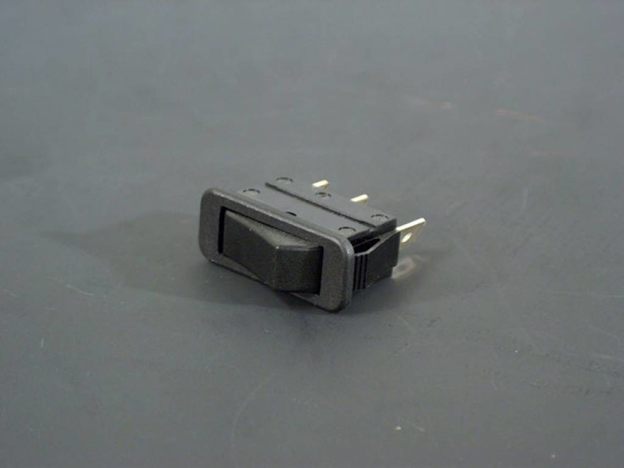 Hapro Toggle switch 1-0-2