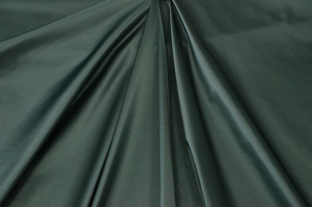 Coton brillant Uni S23 - vert foncé Coton brillant Uni S23 - vert foncé