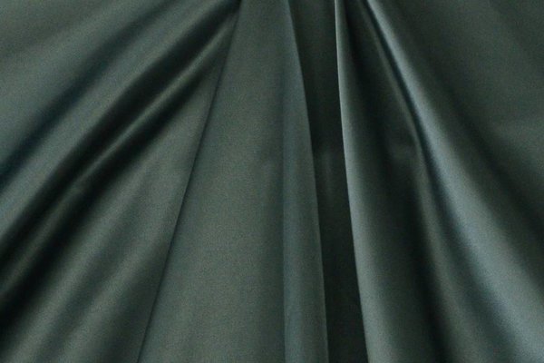 Coton brillant Uni S23 - vert foncé Coton brillant Uni S23 - vert foncé