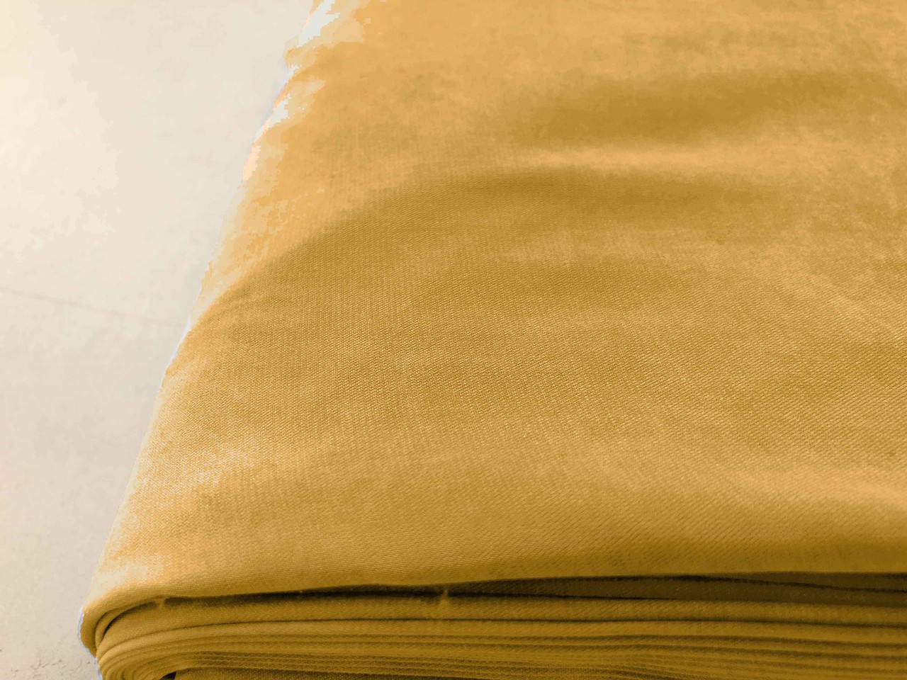 Cupro Touch SW17 - soft yellow