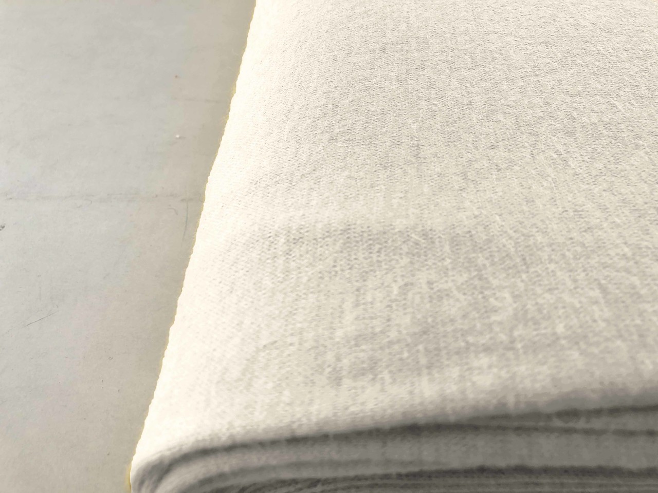 Laine épaisse HW06 - crème