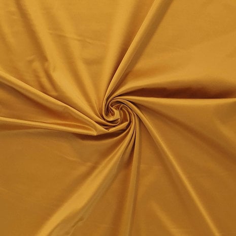 Coton brillant Uni S33 - jaune doré Coton brillant Uni S33 - jaune doré