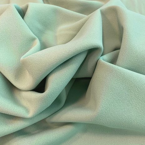 Scuba Crepe CR39 - vert poudre Scuba Crepe CR39 - vert poudre