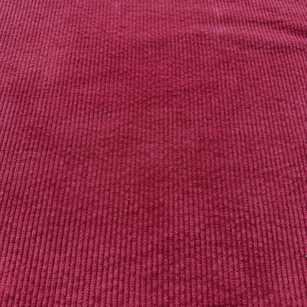 Katoen Corduroy Stretch AB19 - wijnrood Katoen Corduroy Stretch AB19 - wijnrood
