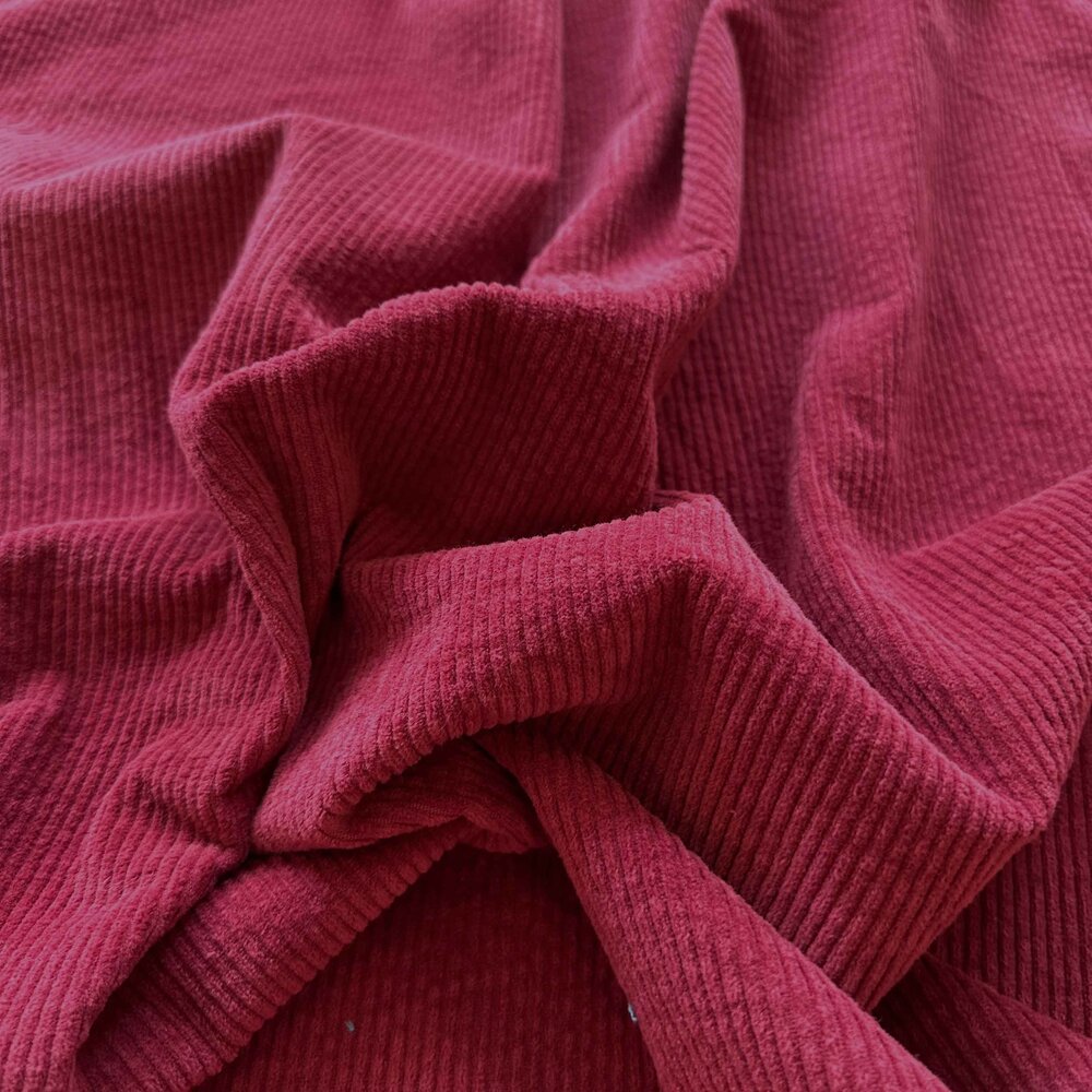 Katoen Corduroy Stretch AB19 - wijnrood Katoen Corduroy Stretch AB19 - wijnrood