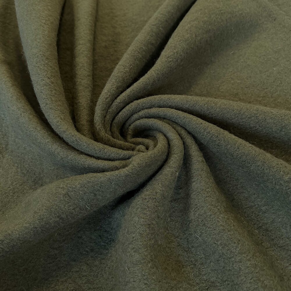 Boiled Wool Uni CW33 - moss green Boiled Wool Uni CW33 - moss green