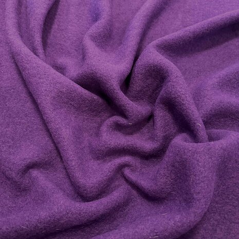 Boiled Wool Uni CW37 - purple Boiled Wool Uni CW37 - purple