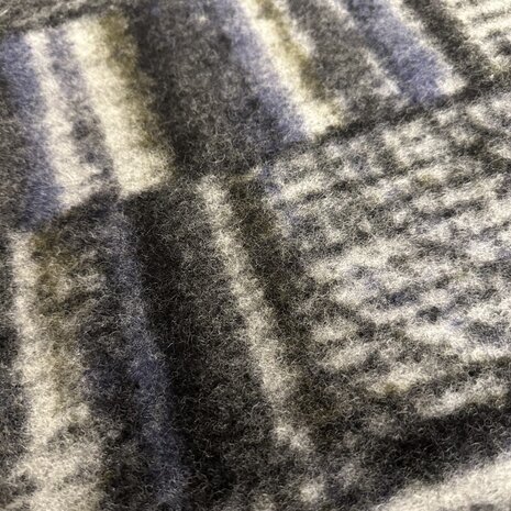 Compact Boiled Wool Design W221