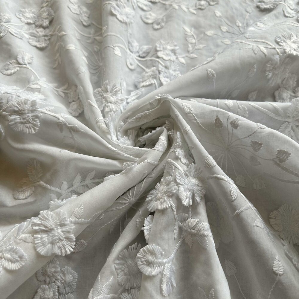 Cotton Batiste Embroidered 4507 - white Cotton Batiste Embroidered 4507 - white