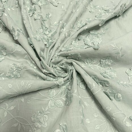 Batiste de coton brodée 4516 - vert poudré