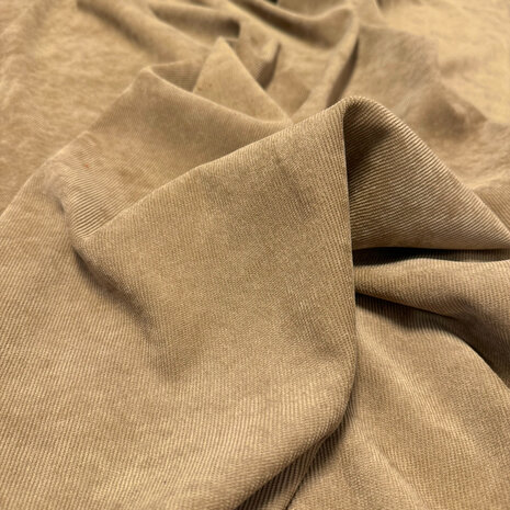 Feiner Cord – BA04 – Beige