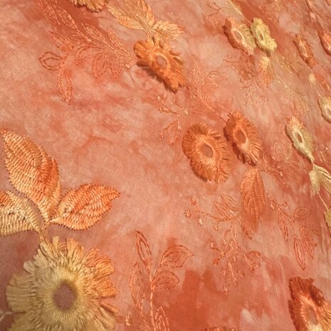 Batiste de coton brodée 4885 Batiste de coton brodée 4885