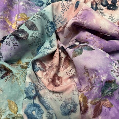 Cotton Batist Embroidered 4979