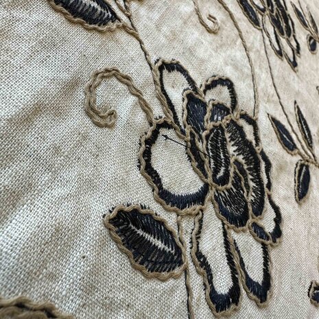 Linen Embroidered 5021
