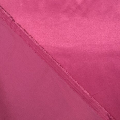 Coton brillant Uni S31 - fuchsia Coton brillant Uni S31 - fuchsia