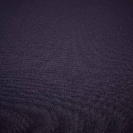 Punta di Roma P74 - Deep dark purple Punta di Roma P74 - Deep dark purple