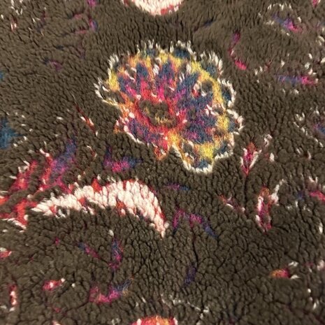 NJ COUPON - Gekookte Wol Dessin met borg W219   150 x 150CM