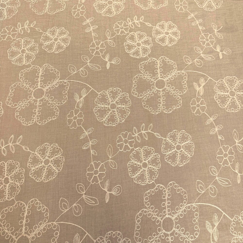 Broderie aspect lin 5443