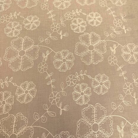 Broderie aspect lin 5443