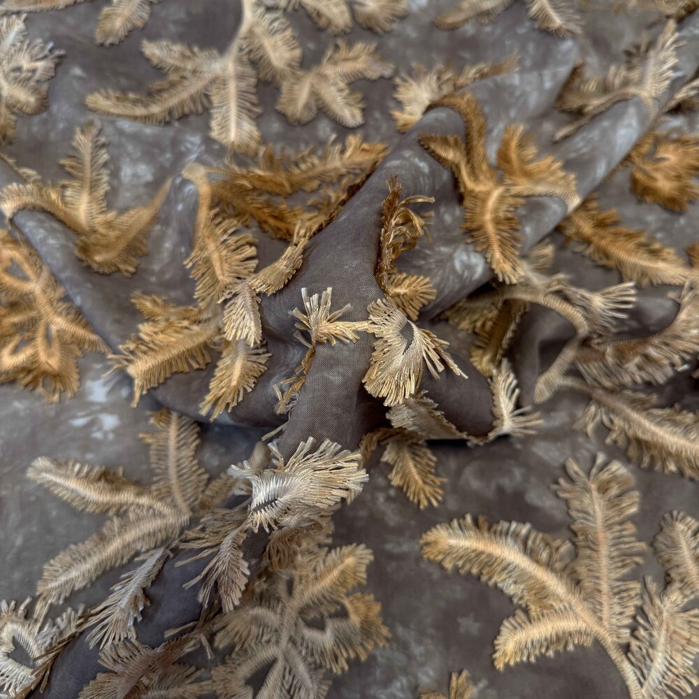 Batiste de coton brodée 5476