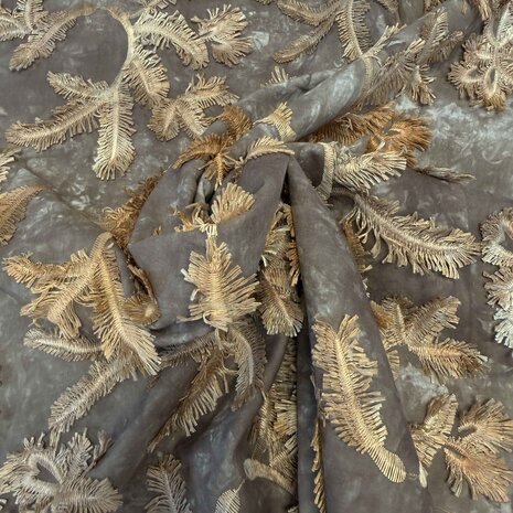 Batiste de coton brodée 5476