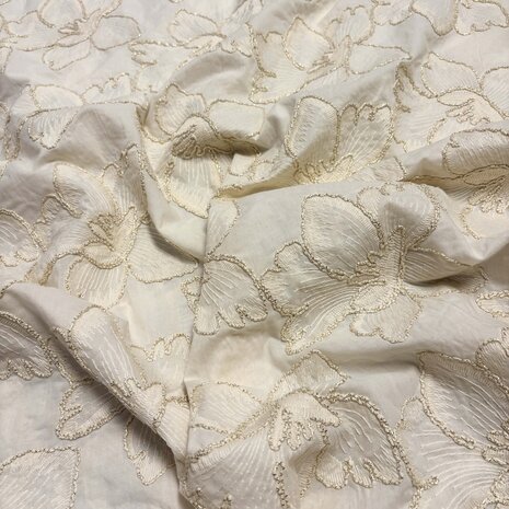 Cotton Batiste Embroidered 5486