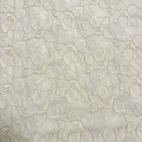 Batiste de coton brodée 5486