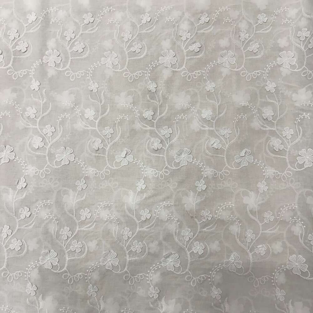 Embroidered Cotton Batiste 5503 - cream Embroidered Cotton Batiste 5503 - cream