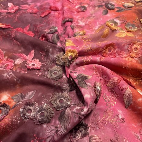 Cotton Batiste Embroidered 5523